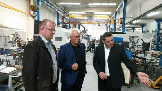 Rundgang bei der Firma MUT Tschamber